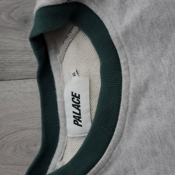 Sweater shirt - Picture 2 of 3